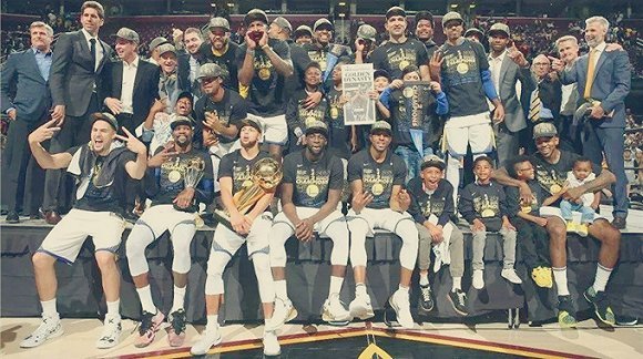 连续第二次扑点，迈尼昂当选米兰德比全场最佳（再度扑出点球，迈尼昂荣膺米兰德比最佳球员）