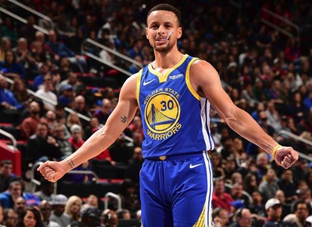 青岛男篮为何输山东？赛后刘维伟一针见血：情绪化，最后不该上他（青岛不敌山东因何所致？刘维伟赛后直言：情绪化作祟，末节不该让他上场）