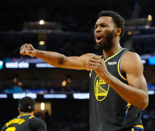 约基奇追平奥尼尔，成为半场80%+得到20分最多的中锋（约基奇与奥尼尔并列中锋第一：半场命中率80%+且20分场次最多）