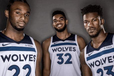 多点开花！尼克斯首发五虎狂砍98分，16分大胜猛龙（尼克斯首发五将齐发力轰98分，16分优势轻取猛龙）