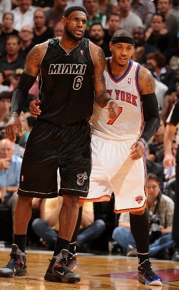 名宿：在我看来莱奥是边锋不是前锋；他配得上米兰10号球衣（名宿：莱奥更像边锋而非前锋，配得上米兰10号战袍）