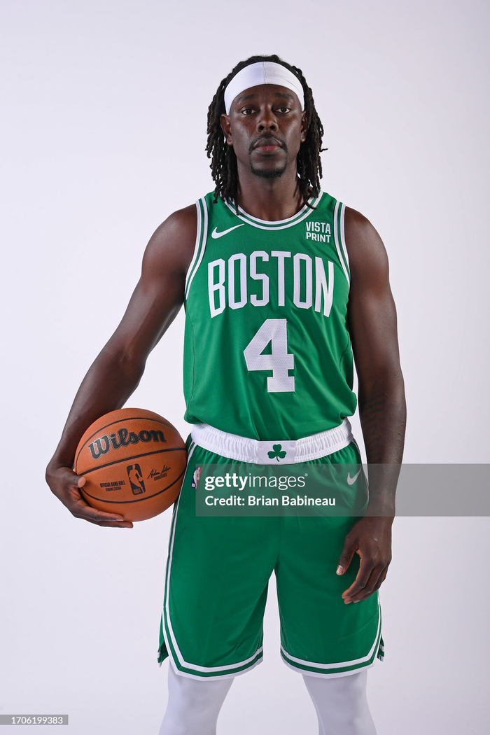 北青：国足季前可能安排冬训，具体计划待邵佳一发布会后明确（北青：国足季前或将进行冬训，具体安排待邵佳一发布会后揭晓）