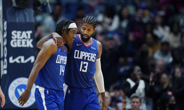 斯帕莱蒂：迪格雷戈里奥是一门；库普踢中卫就是为了参与进攻（斯帕莱蒂：迪格雷戈里奥是门将；让库普踢中卫是为了更好地参与进攻）