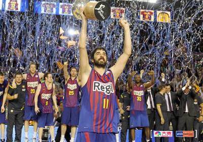 名记：姆巴佩告诉老弗爷，维尼修斯更关注球迷而不是场上表现（名记称：姆巴佩告知弗洛伦蒂诺，维尼修斯更在意球迷而非比赛表现）