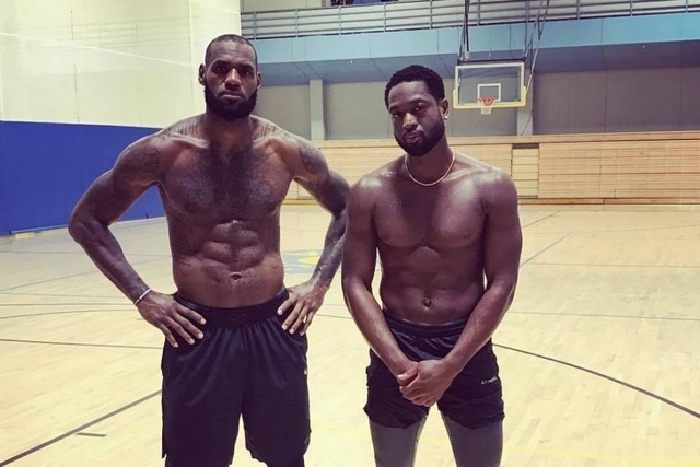 尤文本赛季税前年薪前20：弗拉霍维奇2220万第1，戴维1110万（尤文本季税前年薪榜TOP20：弗拉霍维奇2220万领跑，戴维1110万）