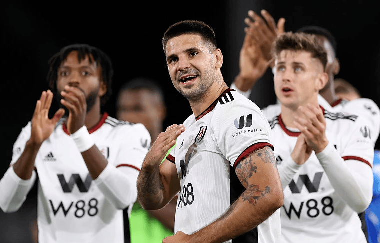 卖奖杯、卖主力、等收购，破产后的球队何去何从（破产之后：卖奖杯、清主力、待收购的球队路在何方）