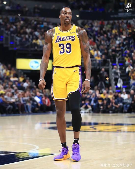 又打花了！雷霆第三节41-26净胜独行侠15分 带着30分优势进入末节（雷霆第三节发力41-26净胜15分，末节前已领先独行侠30分）