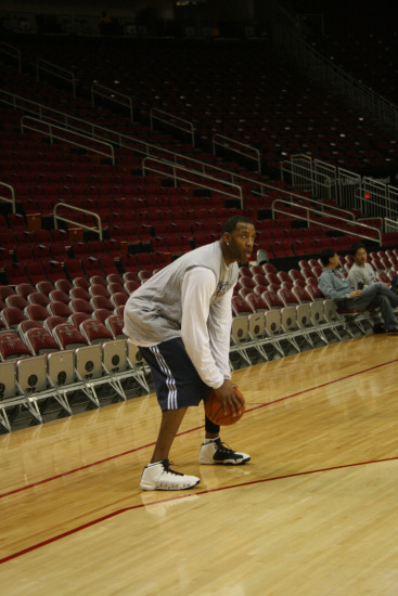 巴萨伤病潮加剧（巴萨伤停危机升级）