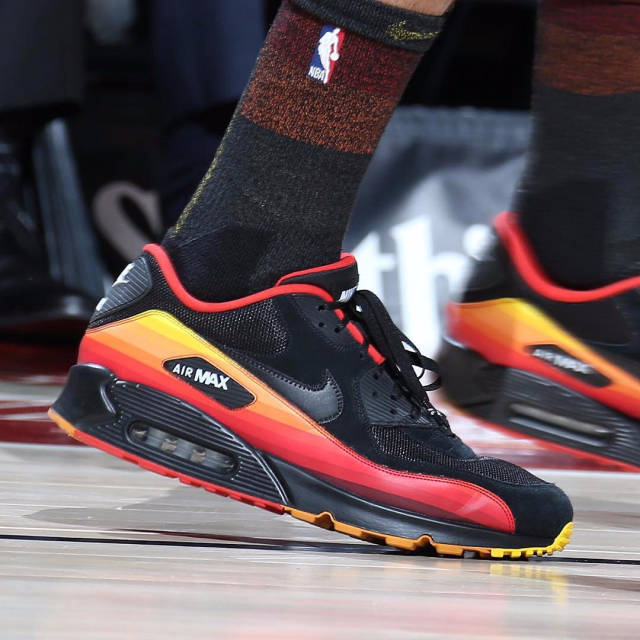 徐正源之子：离队是父亲艰难的决定，成都是我们家的第二故乡（徐正源之子：父亲忍痛做出离队抉择，成都是我们家的第二故乡）