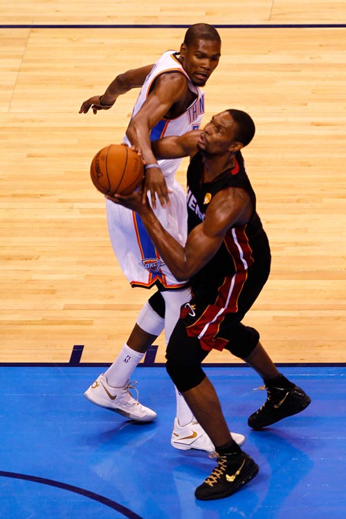 TA分析迪亚斯神仙球：射门时预期进球仅0.03，射门角度1.8°（TA解析迪亚斯神仙球：xG仅0.03，射门角度仅1.8°）