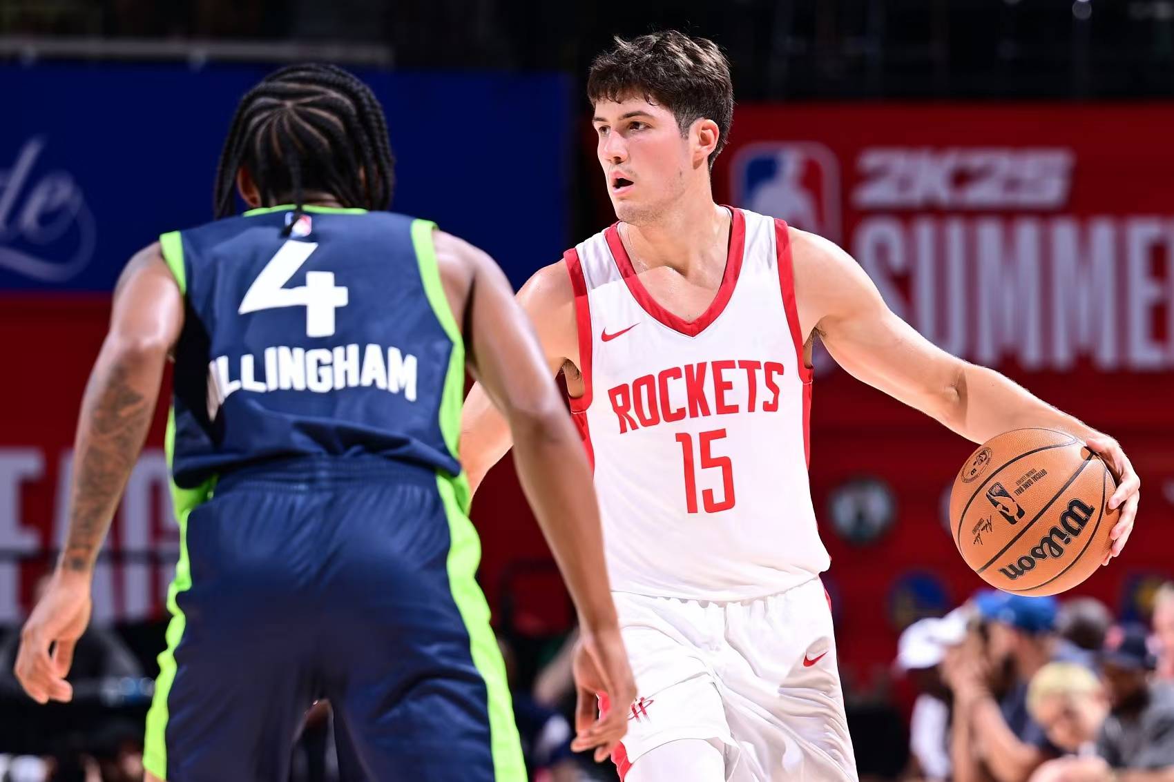 梅西加盟迈阿密2年半引热议（梅西两年半合约加盟迈阿密引发热议）