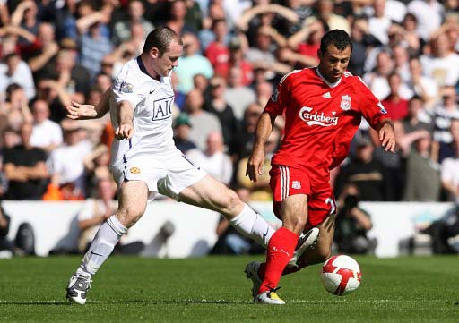 康宁汉姆生涯罚球命中率85%，但是连续2场投丢关键罚球（尽管生涯罚球率85%，康宁汉姆已连两场丢关键罚球）