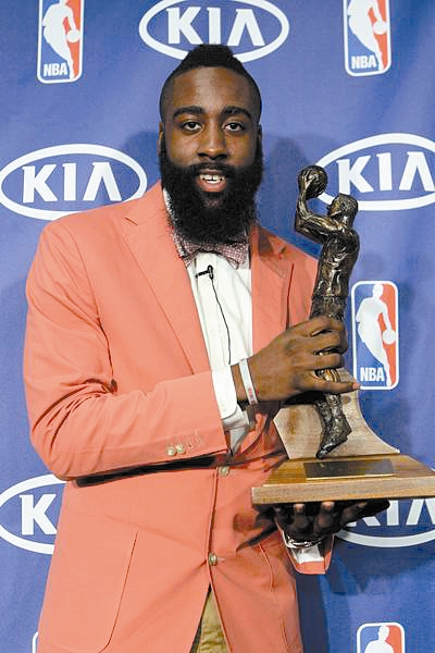 记者：道格拉斯-路易斯不愿加盟费内巴切，更愿意重返英超（记者：道格拉斯-路易斯无意加盟费内巴切，更倾向回归英超）